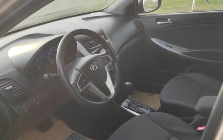 Hyundai Solaris II рестайлинг, 2013 год, 750 000 рублей, 9 фотография