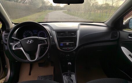 Hyundai Solaris II рестайлинг, 2013 год, 750 000 рублей, 7 фотография