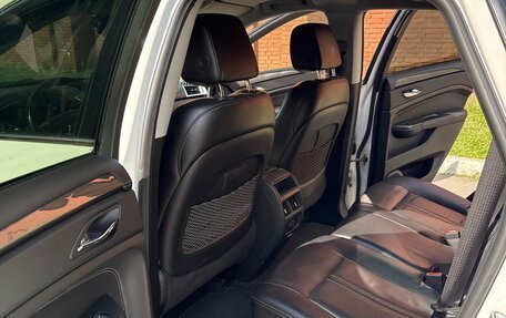 Cadillac SRX II рестайлинг, 2012 год, 1 250 000 рублей, 10 фотография