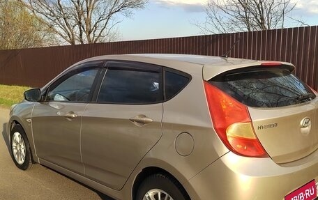 Hyundai Solaris II рестайлинг, 2013 год, 750 000 рублей, 4 фотография