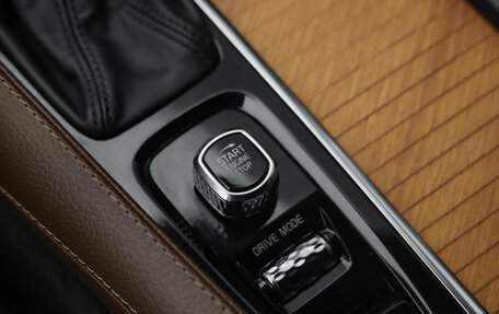 Volvo XC90 II рестайлинг, 2020 год, 4 999 000 рублей, 25 фотография