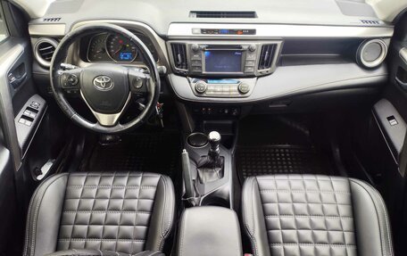 Toyota RAV4, 2013 год, 1 699 000 рублей, 8 фотография