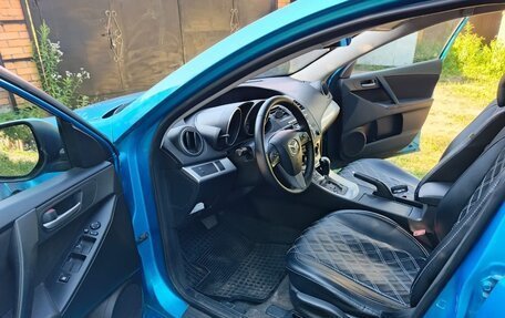 Mazda 3, 2011 год, 650 000 рублей, 17 фотография