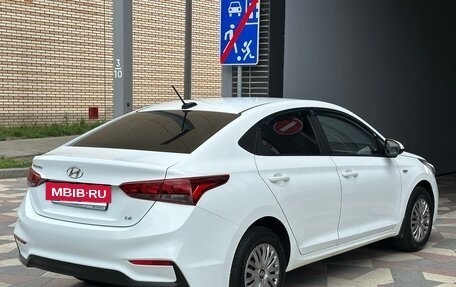 Hyundai Solaris II рестайлинг, 2019 год, 920 000 рублей, 3 фотография