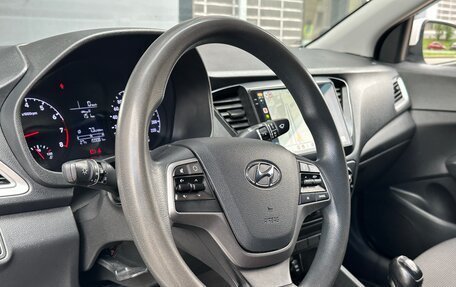 Hyundai Solaris II рестайлинг, 2019 год, 920 000 рублей, 17 фотография