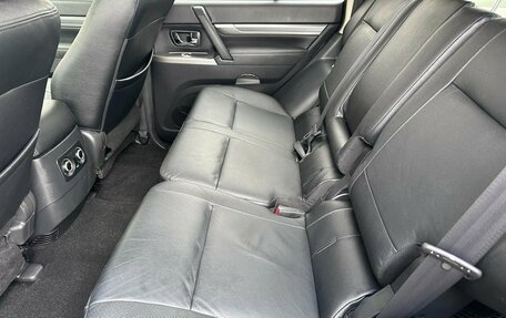 Mitsubishi Pajero IV, 2012 год, 2 100 000 рублей, 15 фотография
