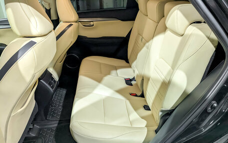 Lexus NX I, 2016 год, 2 470 000 рублей, 12 фотография