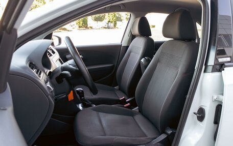 Volkswagen Polo VI (EU Market), 2018 год, 955 000 рублей, 11 фотография