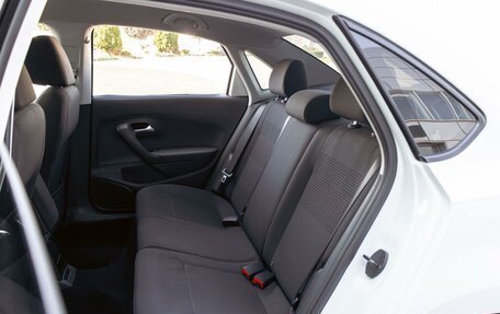 Volkswagen Polo VI (EU Market), 2018 год, 955 000 рублей, 17 фотография