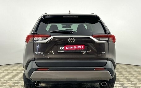 Toyota RAV4, 2022 год, 2 698 200 рублей, 4 фотография