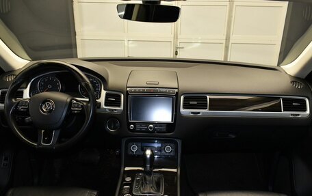 Volkswagen Touareg III, 2017 год, 3 369 000 рублей, 12 фотография