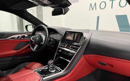BMW 8 серия, 2021 год, 7 490 000 рублей, 26 фотография