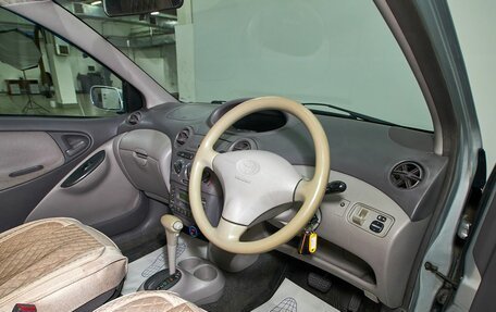 Toyota Platz, 2000 год, 319 000 рублей, 9 фотография