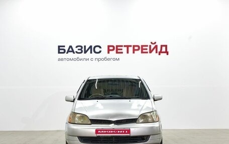 Toyota Platz, 2000 год, 319 000 рублей, 2 фотография