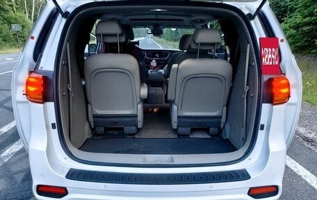KIA Carnival III, 2019 год, 1 800 000 рублей, 14 фотография