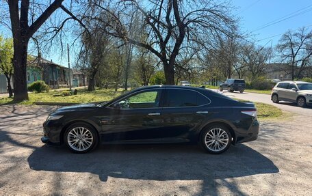 Toyota Camry, 2019 год, 2 450 000 рублей, 7 фотография