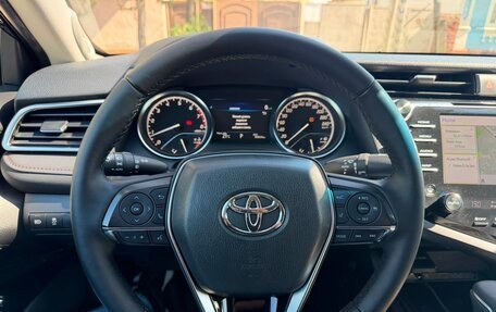 Toyota Camry, 2019 год, 2 450 000 рублей, 11 фотография