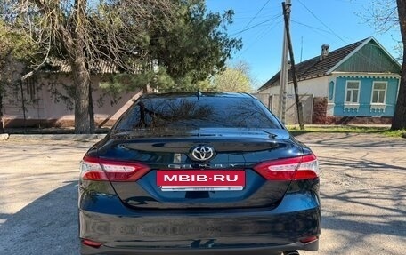 Toyota Camry, 2019 год, 2 450 000 рублей, 5 фотография