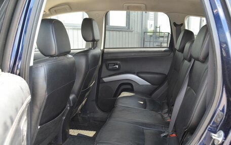 Mitsubishi Outlander III рестайлинг 3, 2012 год, 919 999 рублей, 14 фотография