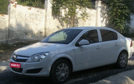 Opel Astra H, 2011 год, 550 000 рублей, 1 фотография