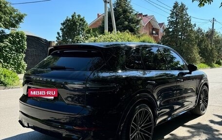 Porsche Cayenne III, 2023 год, 13 000 000 рублей, 2 фотография