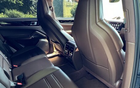 Porsche Cayenne III, 2023 год, 13 000 000 рублей, 16 фотография