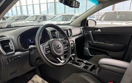 KIA Sportage IV рестайлинг, 2017 год, 2 000 000 рублей, 11 фотография