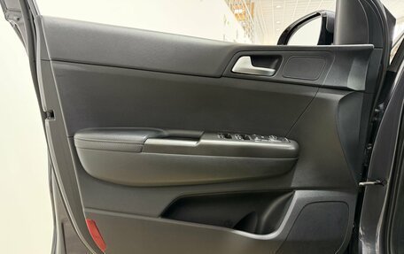 KIA Sportage IV рестайлинг, 2017 год, 2 000 000 рублей, 23 фотография