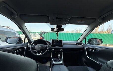 Toyota RAV4, 2021 год, 3 120 000 рублей, 19 фотография