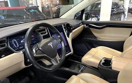 Tesla Model X I, 2016 год, 3 500 000 рублей, 10 фотография