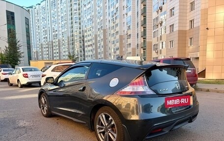 Honda CR-Z, 2010 год, 900 000 рублей, 7 фотография