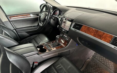 Volkswagen Touareg III, 2012 год, 1 990 000 рублей, 10 фотография