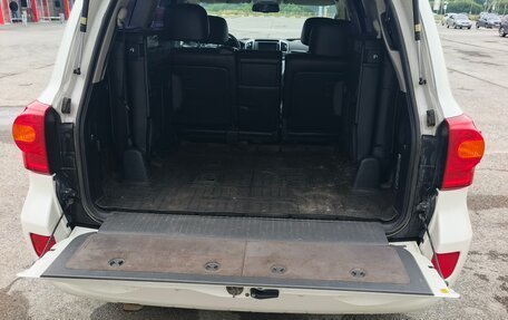 Toyota Land Cruiser 200, 2012 год, 3 400 000 рублей, 9 фотография