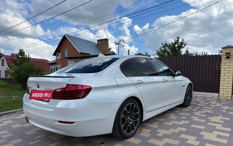 BMW 5 серия, 2016 год, 1 740 000 рублей, 3 фотография