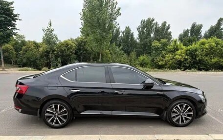 Skoda Superb III рестайлинг, 2024 год, 2 940 000 рублей, 9 фотография