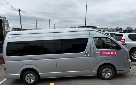 Toyota HiAce H200, 2014 год, 1 749 000 рублей, 7 фотография