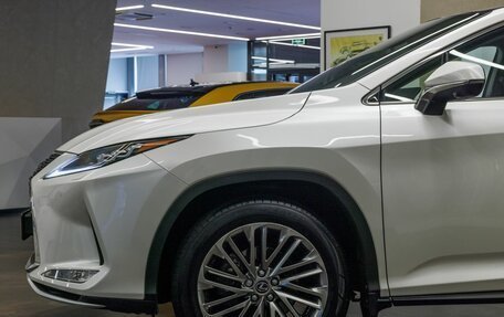 Lexus RX IV рестайлинг, 2021 год, 6 950 000 рублей, 14 фотография