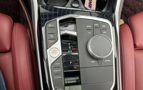BMW 3 серия, 2023 год, 3 100 000 рублей, 16 фотография
