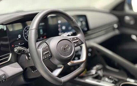 Hyundai Elantra, 2022 год, 1 255 111 рублей, 9 фотография