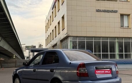 Hyundai Accent II, 2005 год, 235 000 рублей, 1 фотография