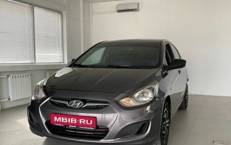 Hyundai Solaris II рестайлинг, 2013 год, 593 000 рублей, 1 фотография