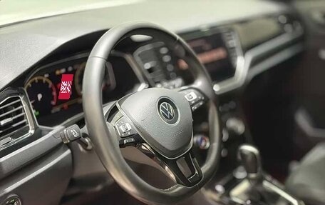 Volkswagen T-Roc I, 2022 год, 1 340 111 рублей, 7 фотография