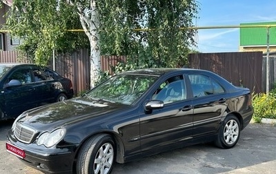 Mercedes-Benz C-Класс, 2002 год, 670 000 рублей, 1 фотография