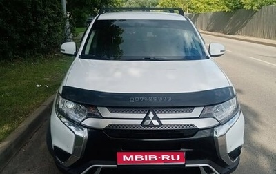 Mitsubishi Outlander III рестайлинг 3, 2020 год, 2 020 000 рублей, 1 фотография