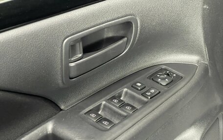 Mitsubishi Outlander III рестайлинг 3, 2018 год, 2 209 000 рублей, 19 фотография