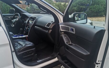 Ford Explorer VI, 2014 год, 1 900 000 рублей, 10 фотография