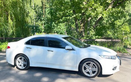 Honda Accord VIII рестайлинг, 2012 год, 1 350 000 рублей, 2 фотография