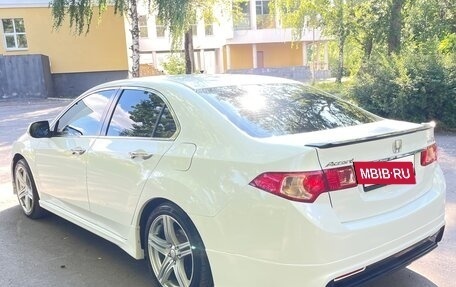 Honda Accord VIII рестайлинг, 2012 год, 1 350 000 рублей, 4 фотография