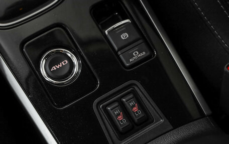 Mitsubishi Outlander III рестайлинг 3, 2019 год, 2 099 000 рублей, 18 фотография