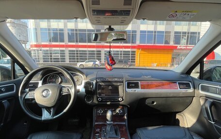 Volkswagen Touareg III, 2015 год, 3 300 000 рублей, 7 фотография